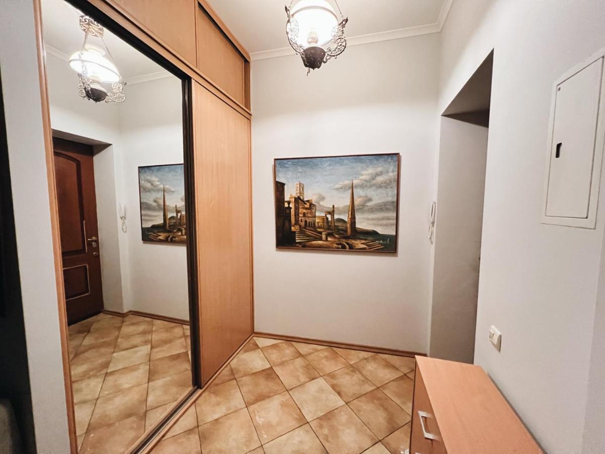 Apartment Gallery *